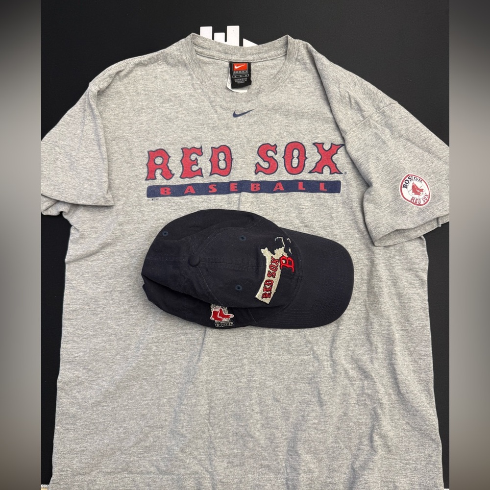 Nike Red Sox hat and shirt bundle-Men’s M